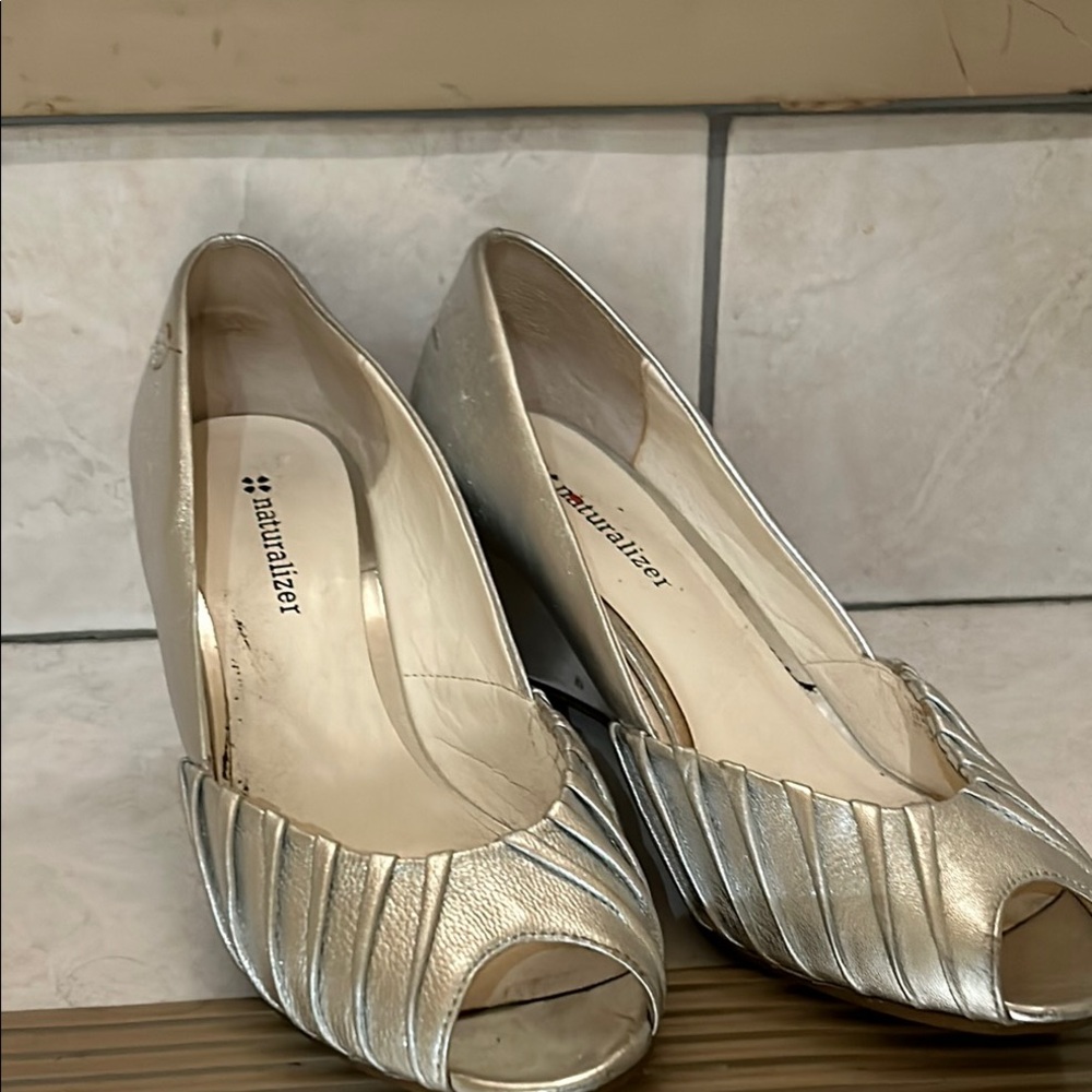 Naturalizer Women's Silver Peep Toe Shoes